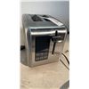 Image 2 : KALORIK DIGITAL TOASTER WORKING
