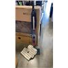 Image 1 : SHARK STEAM MOP WITH 2 PADS