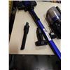 Image 2 : SHARK ROCKET CORDLESS VACUUM WITH ACCESSORIES TESTED AND WORKING