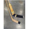 Image 3 : 1950'S HOCKEY STICK AND GOALIE STICK