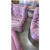 Image 8 : PINK MID CENTURY SECTIONAL SOFA AND OTTOMAN