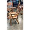 Image 3 : 3 WOOD CHAIRS