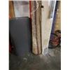 Image 2 : 8FT AREA CARPET