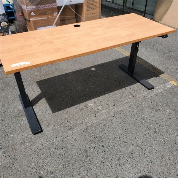 ELECTRIC LIFT DESK 60" X 24" WORKING