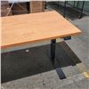 Image 3 : ELECTRIC LIFT DESK 60" X 24" WORKING