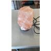 Image 1 : SALT ROCK LAMP