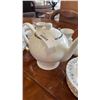Image 4 : LOT OF ROYAL ALBERT CHINA