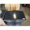Image 8 : PAIR OF 1 DRAWER NIGHTSTANDS