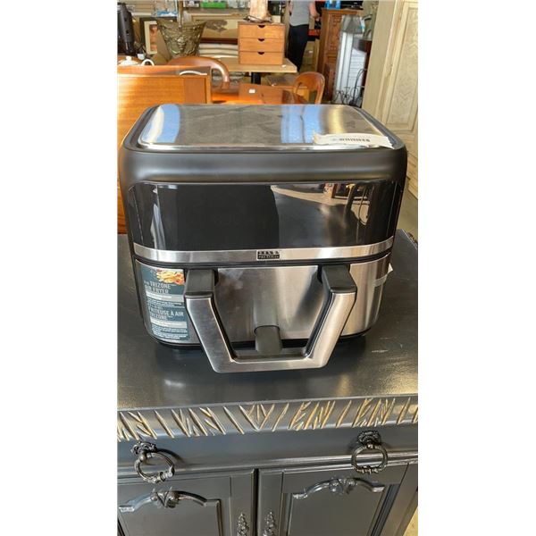 BELLA PRO SERIES 9QT TRI ZONE AIR FRYER - TESTED WORKING, RETAIL $349