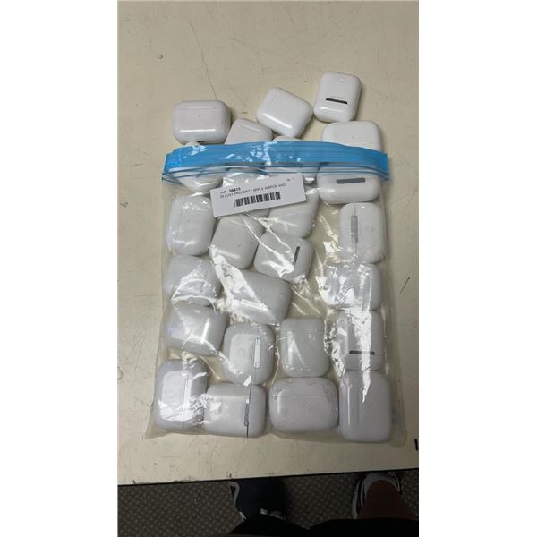 25 LOST PROPERTY APPLE AIRPOD AND AIRPODS PRO CHARGING CASES