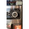 Image 2 : INSIGNIA 5QT AIR FRYER - TESTED WORKING