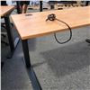 Image 2 : ELECTRIC LIFT DESK 60" X 24" WORKING