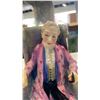 Image 2 : ROYAL DOULTON FIGURE DARBY 1427