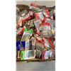 Image 2 : TRAY OF BLISTER PACK HARDWARE AND BIFOLD HARDWARE