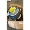 Image 2 : 2 FIRESTONE GIANT AIRBAGS, 2 SPRAY GUN HOLDERS AND SERVICE TOOL KIT