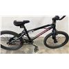Image 2 : BLACK BMX BIKE