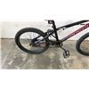 Image 4 : BLACK BMX BIKE