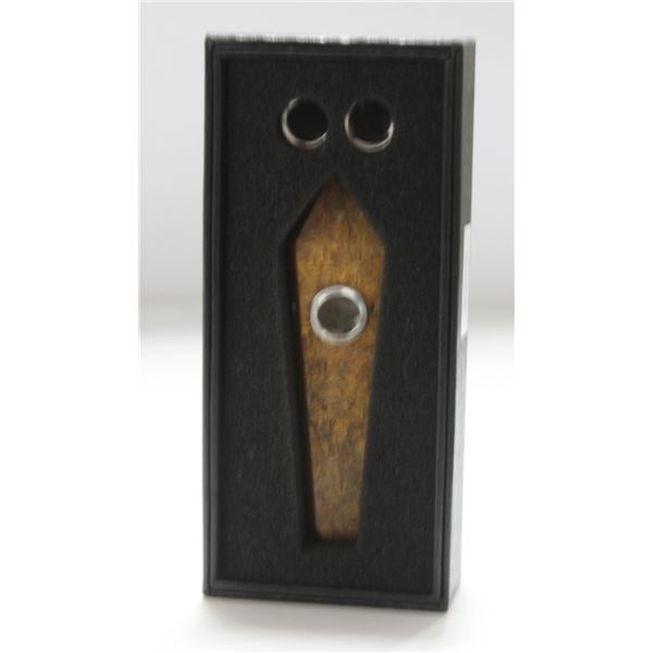 STONE PIPE W/ SCREENS; GOLDEN SILK JADE