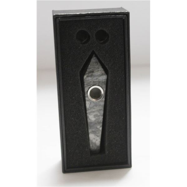 STONE PIPE W/ SCREENS; PICASSO STONE