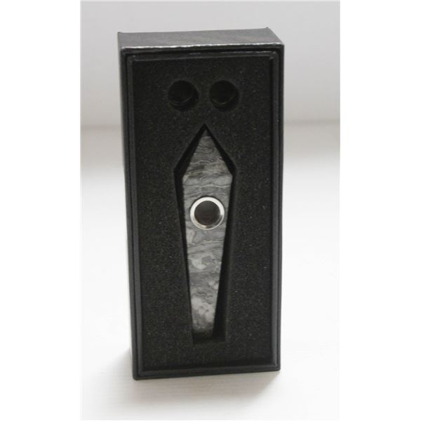 STONE PIPE W/ SCREENS; PICASSO STONE