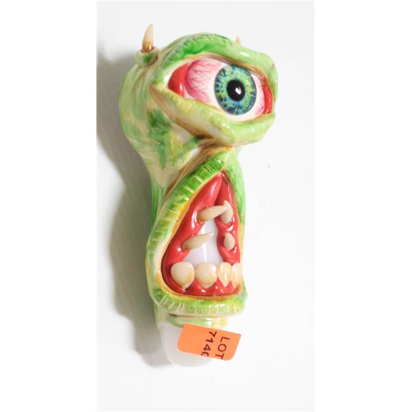 NEW 5" MONSTER FACE GLASS PIPE; GREEN W/ TEETH &