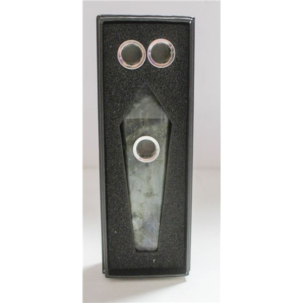 SWEET ROCK STONE PIPE W/ SCREENS; RAINBOW