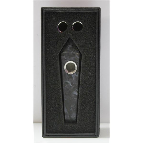 NEW STONE PIPE W/ SCREENS; SNOWFLAKE STONE