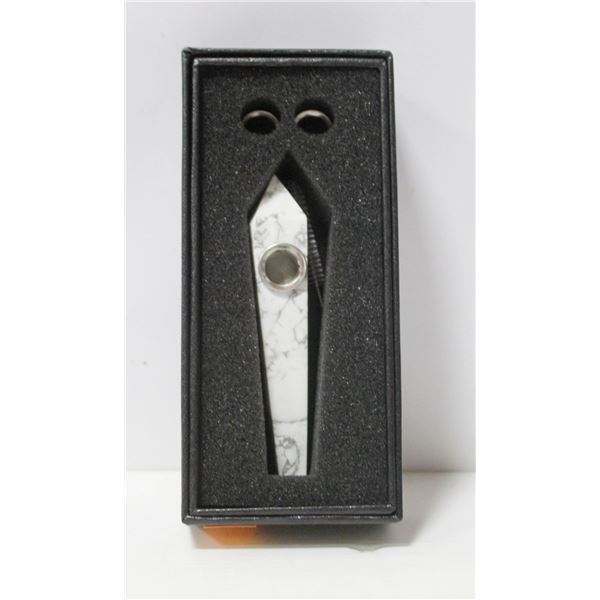 NEW STONE PIPE W/ SCREENS; WHITE TURQUOISE