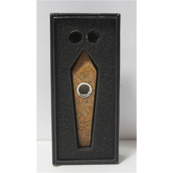 NEW STONE PIPE W/ SCREENS; GOLDEN SILK JADE