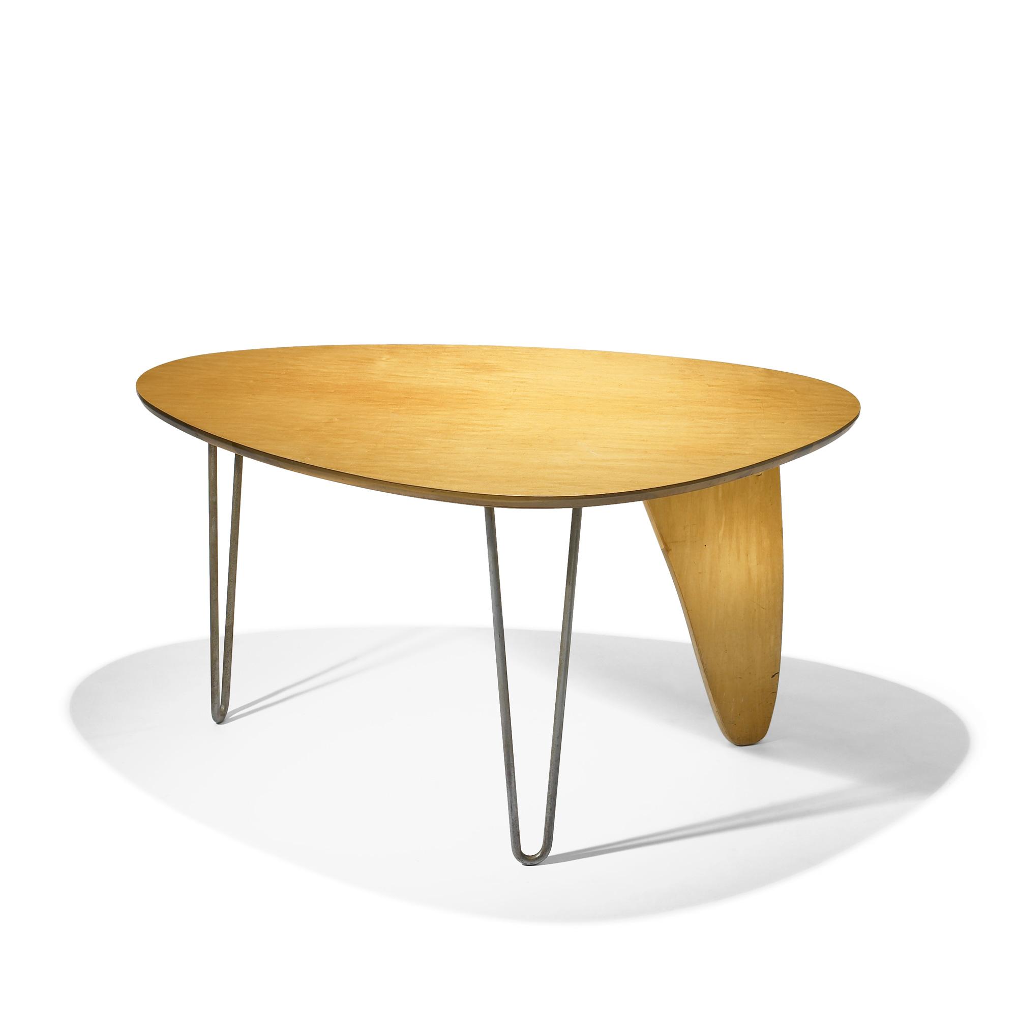 Isamu Noguchi Rudder dining table, model IN-20