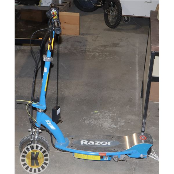 Moped Razor 100 RAZOR E100 ELECTRIC POWER SCOOTER