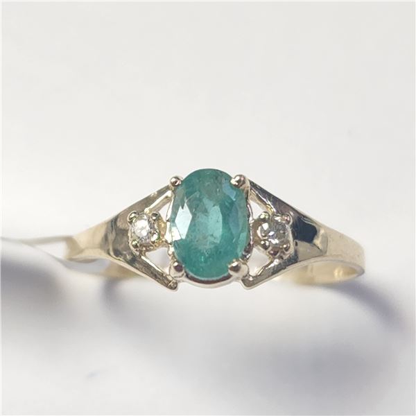 10K YELLOW GOLD EMERALD(0.5CT) DIAMOND(0.03CT)RING