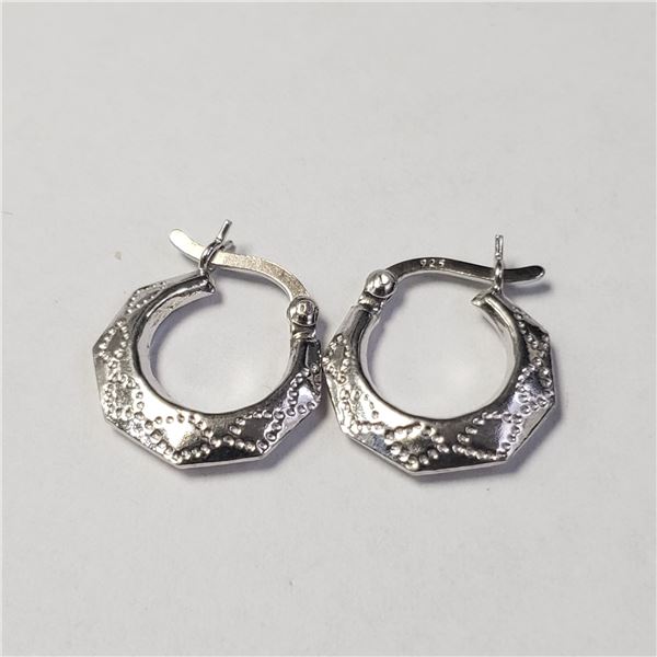 SILVER HOOP EARRINGS