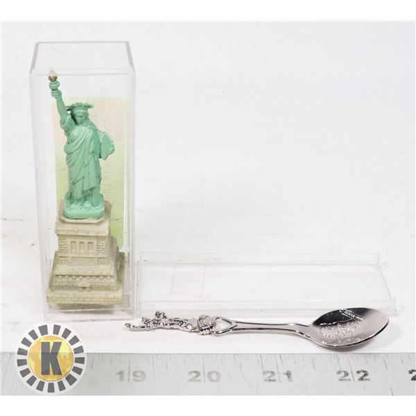 MINI STATUE OF LIBERTY AND SPOON