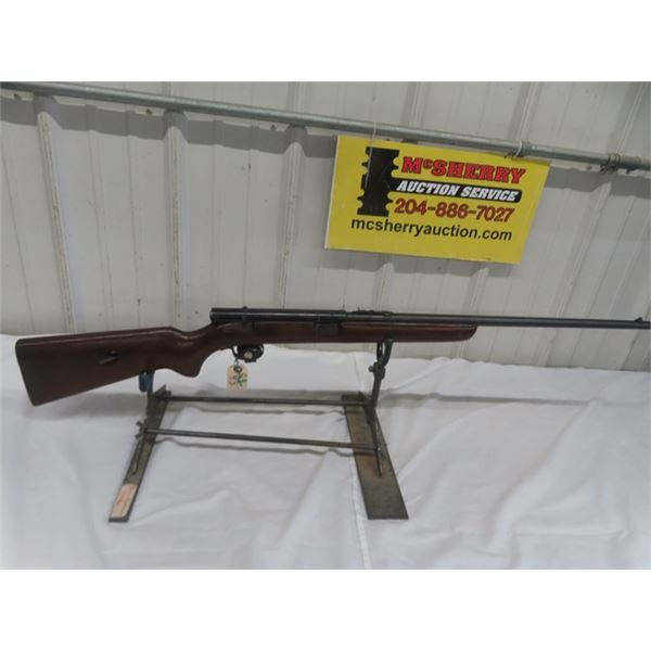 Winchester 74 22 L.R Cal SA 22  Serial # 379682A a Bit of Rust on Barrel + Receiver , Very Good Bore