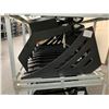 Image 2 : DUAL GRIP 72" HYDRAULIC SKID STEER GRAPPLE ATTACHMENT