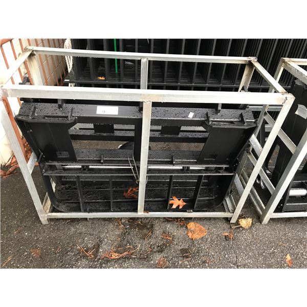 HYDRAULIC SKID STEER FORKLIFT FORK ATTACHMENT