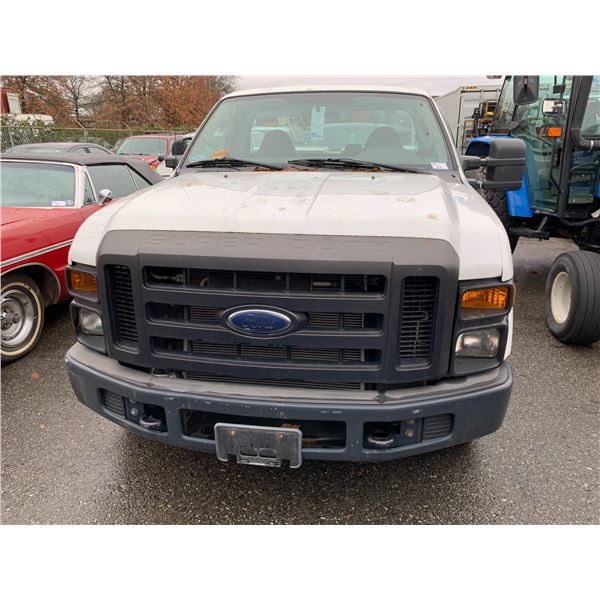 2009 FORD F250 XL, 2DR PICKUP, WHITE, VIN 1FTNF20579EA93238