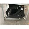 Image 2 : DUAL GRIP 72" HYDRAULIC SKID STEER GRAPPLE ATTACHMENT
