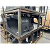 Image 2 : WOLVERINE 72" DUAL LOCK HYDRAULIC SKID STEER GRAPPLE BUCKET