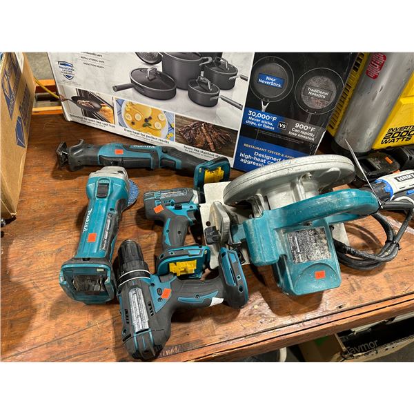 LOT OF ASSORTED MAKITA POWER TOOLS INCLUDING CORDLESS IMPACT DRIVER, CORDLESS DRILL, CORDLESS ANGLE