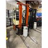 Image 2 : NISSAN TYPE G CPH01A10V 187" 3 STAGE MAST 2000 LBS CAPACITY SOLID RUBBER TIRE SIT DOWN COUNTER