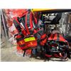 Image 2 : 4 SETS OF FORCE 6 .COM MEDIUM / LARGE RED RESCUE INSTRUCTORS PERSONAL FLOATATION VESTS