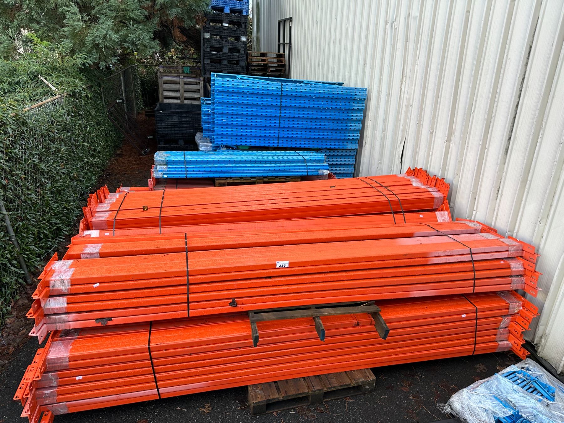 Pallet Rack Blue BLUE 95