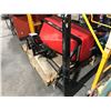 Image 2 : WESTERN 1000 MOUNTED HOPPER AND SPREADER