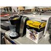 Image 2 : KEURIG K70 SINGLE CUP COFFEE MACHINE, KEURIG K-CUP CAROUSEL AND DEAWOO MICROWAVE