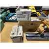 Image 3 : STANLEY/BOSTITCH PNEUMATIC NAILER WITH 4 BOXES OF ASSORTED NAILS