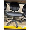 Image 2 : 4 BLACK LEATHER STYLE MULTI ADJUSTABLE STENO OFFICE CHAIRS