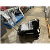 Image 2 : HUSKY 0300816A MOBILE 8GAL 150PSI OIL FREE HORIZONTAL AIR COMPRESSOR
