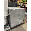 Image 2 : 2 GREY METAL 3 DRAWER LATERAL FILING CABINETS